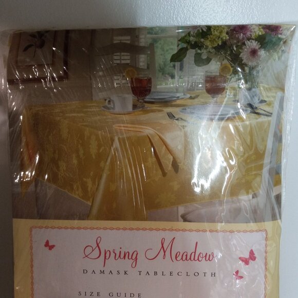 Spring Meadow Damask Tablecloth 60"x84" Oblong Yellow Floral Vintage NEW - Picture 8 of 9